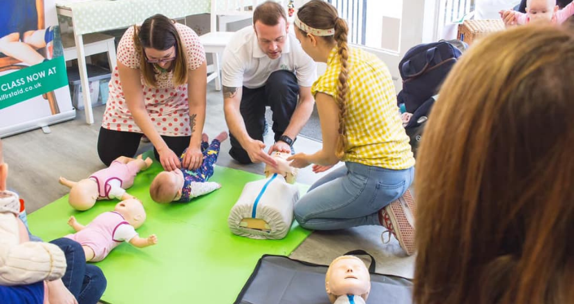 group learning first aid